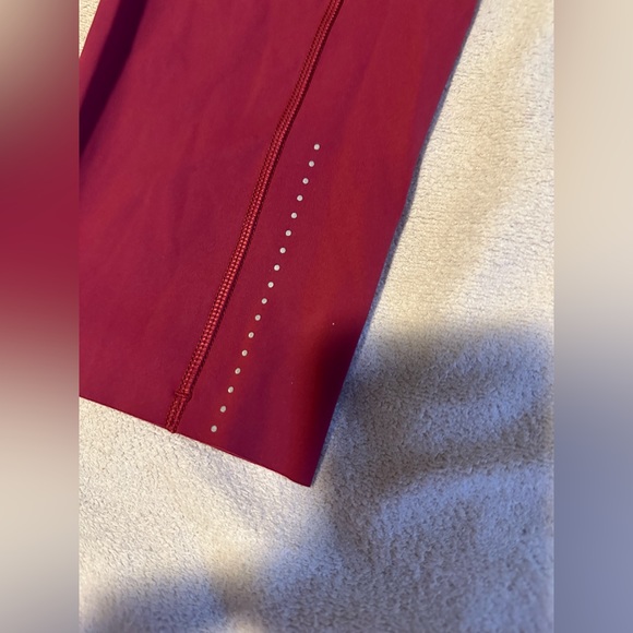 Lululemon Fast & Free II legging - Star Ruby - Sz 8 - 19” - TONS OF POCKETS - Picture 8 of 10